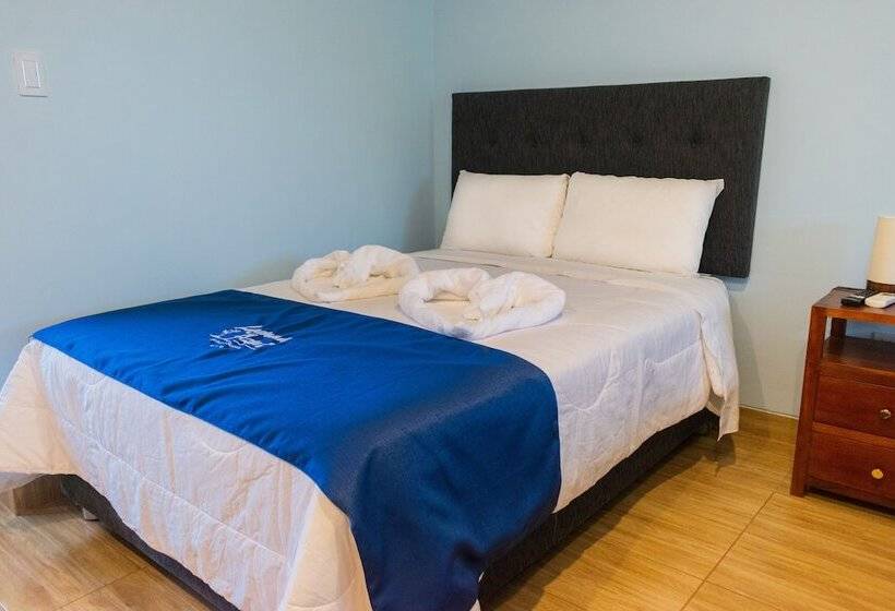 Laguna Azul Hotel & Suites