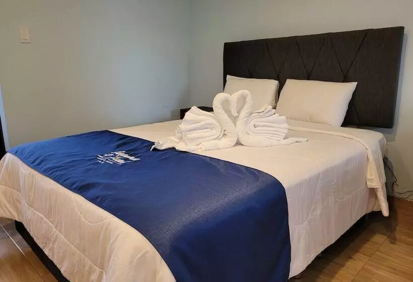 Laguna Azul Hotel & Suites