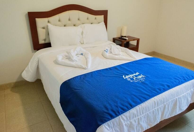 Laguna Azul Hotel & Suites