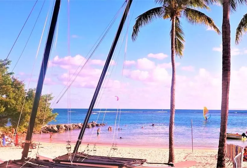 Hotelli Touba Manga Beach