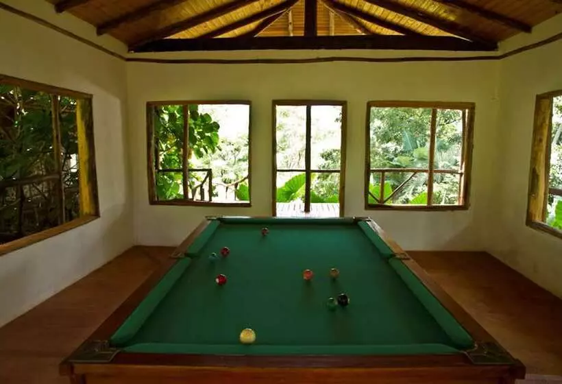 ホテル Yacaratia Lodge