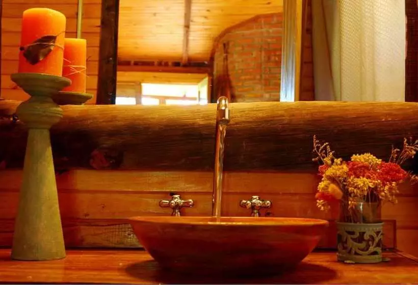 ホテル Yacaratia Lodge