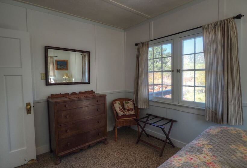 Murphy S Riverside    Ev #3178 2 Bedroom Cottage By Redawning