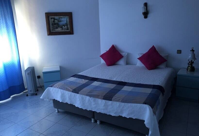 پانسیون Quartos E Apartamentos Atalaia