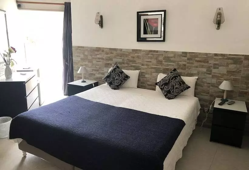 پانسیون Quartos E Apartamentos Atalaia