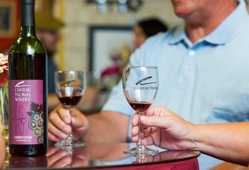 ペンション The Loft At Camelot