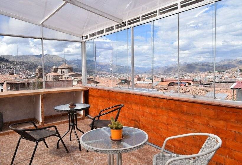 旅馆 The Chusay Rooftop