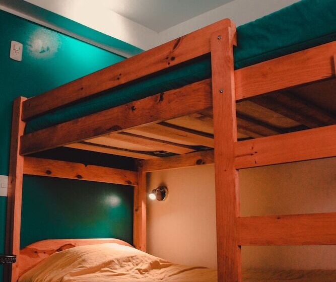 旅馆 The Chusay Rooftop