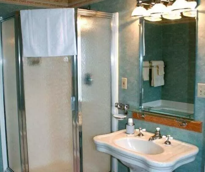 The Cozy Afghan Bed & Breakfast