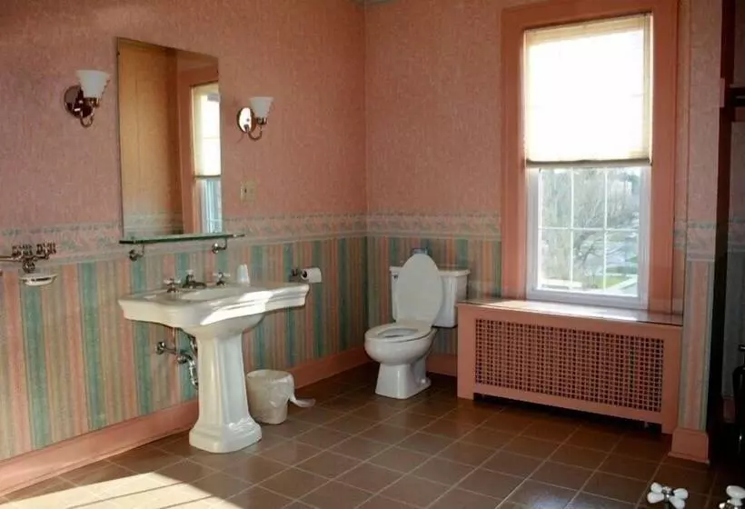 The Cozy Afghan Bed & Breakfast