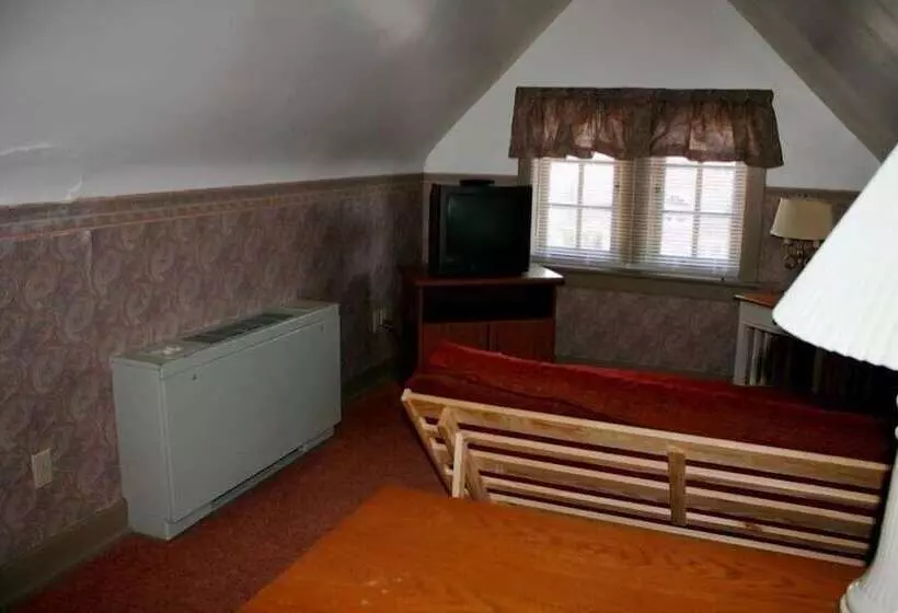 The Cozy Afghan Bed & Breakfast