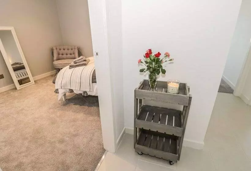 Wynding Apartment