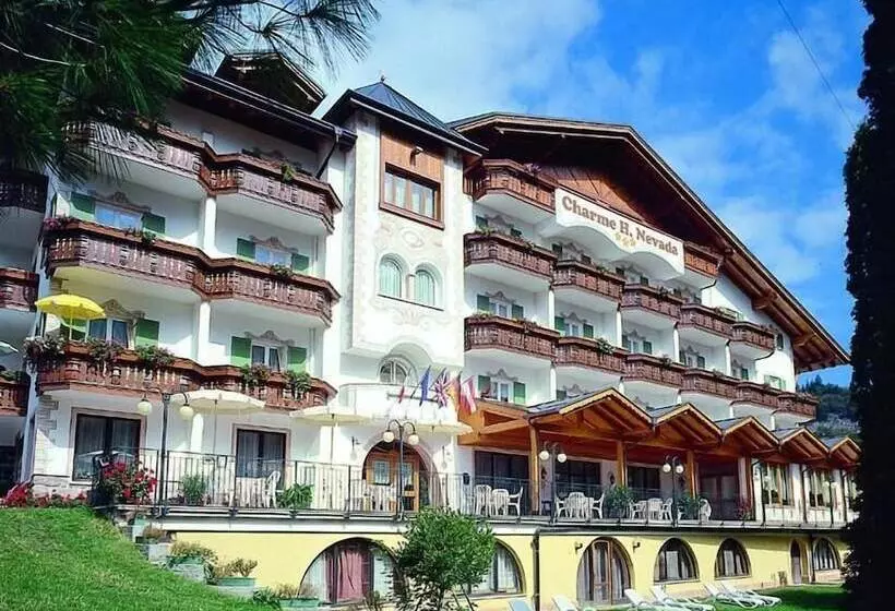 Charme Hotel Nevada