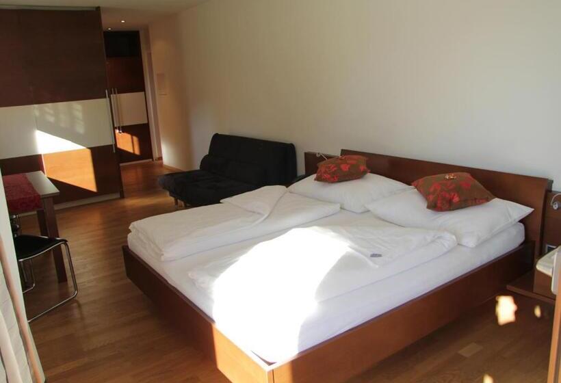 Garni   Hotel Am Burghuegel