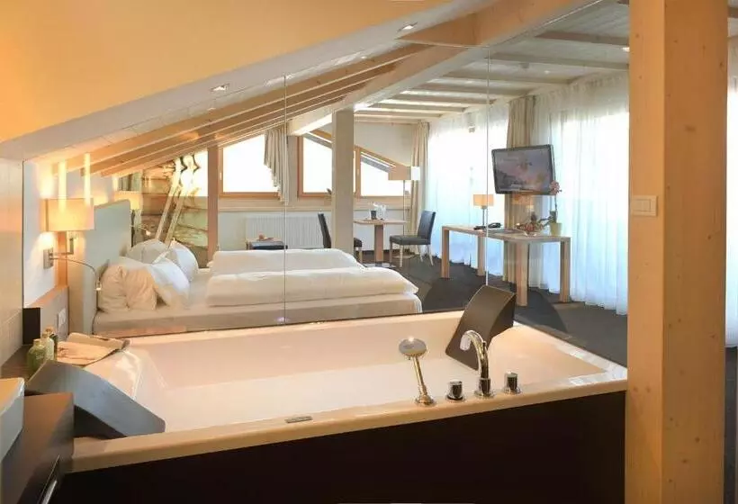 Gartenhotel Völser Hof   Adults Only