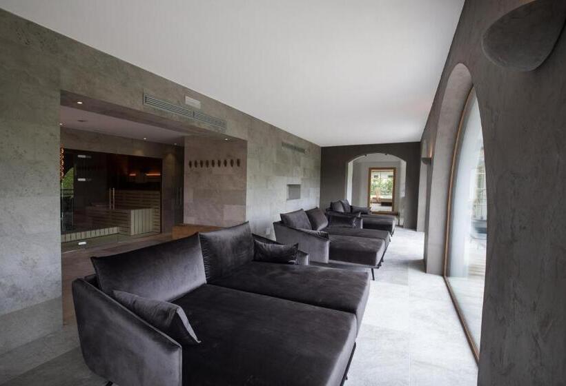 Gartenhotel Völser Hof   Adults Only