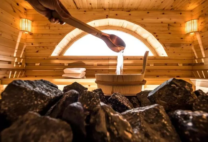 Gartenhotel Völser Hof   Adults Only