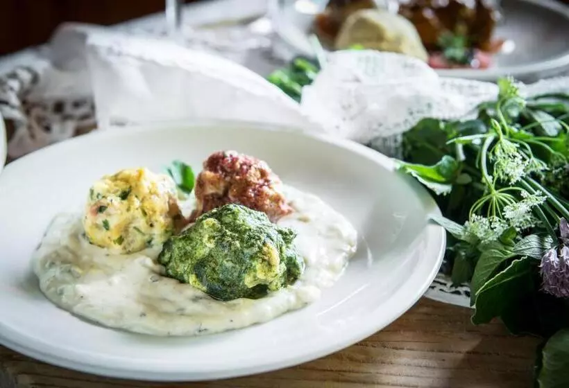 هتل Albergo Cinzia