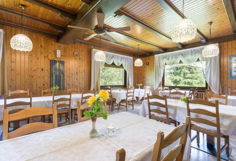 هتل Albergo Cinzia