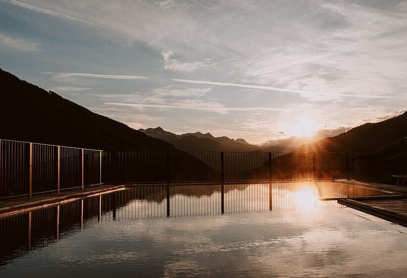 ホテル Bergschlössl