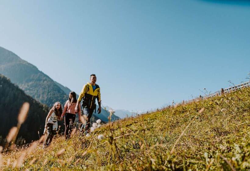 ホテル Bergschlössl