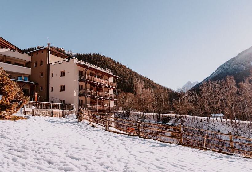 ホテル Bergschlössl