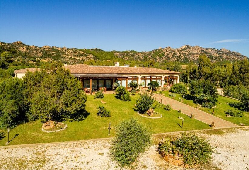 בית מלון כפרי Biderrosa