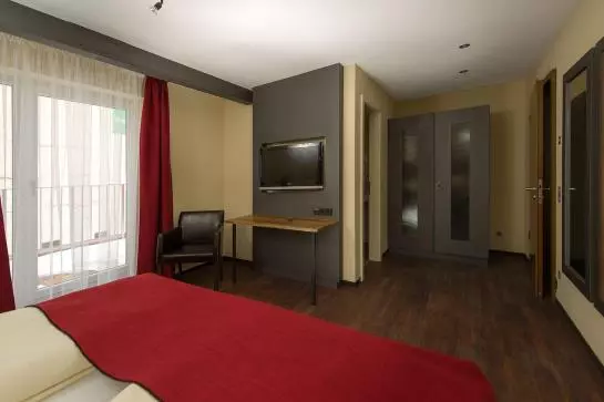 Пансион Brauerei Gasthaus Lohhof