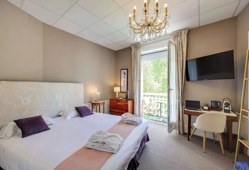 Brit Hotel & Spa Le Roc Au Chien