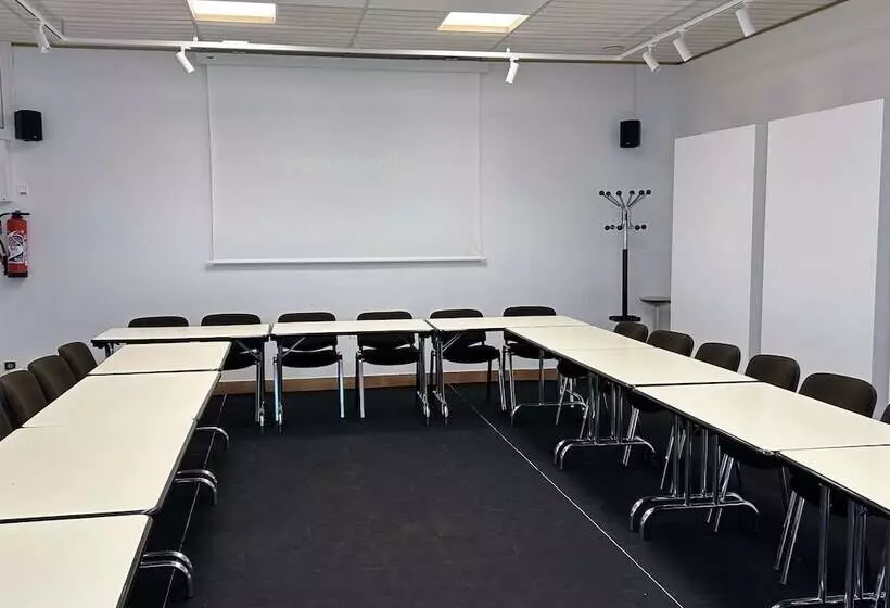 Brit Hotel & Spa Le Roc Au Chien