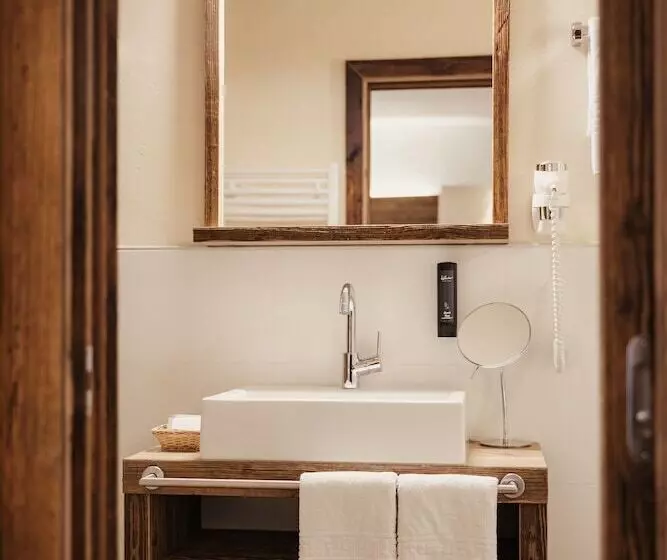 酒店 Diana Dolomites