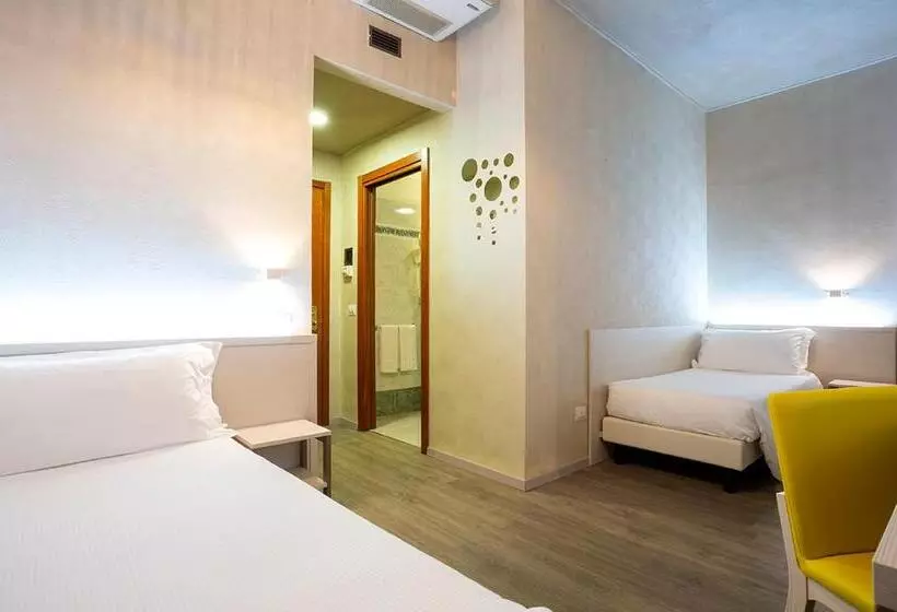 בית מלון כפרי Embassy