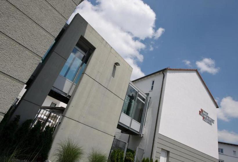 בית מלון כפרי Feyrer