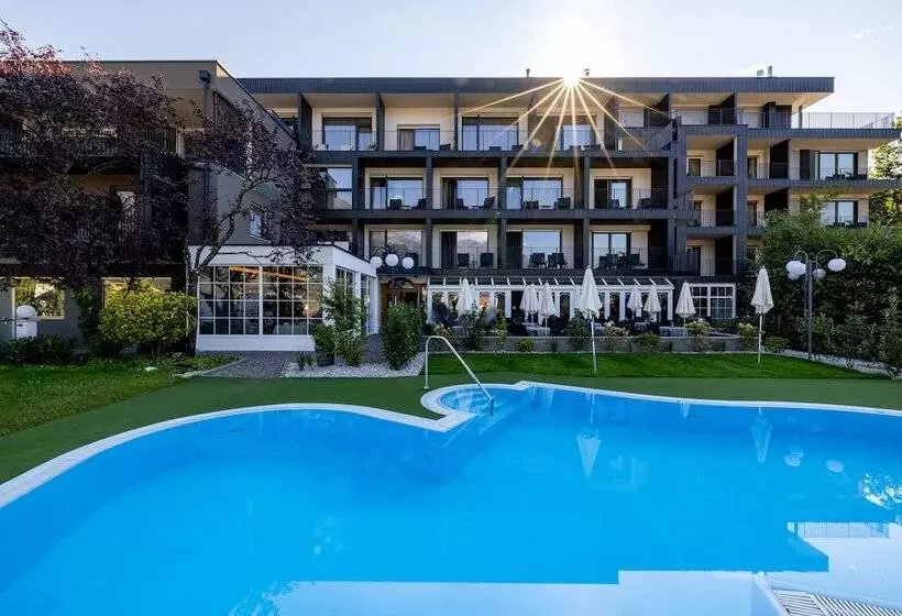 Отель Finkenhof  Feel At Home