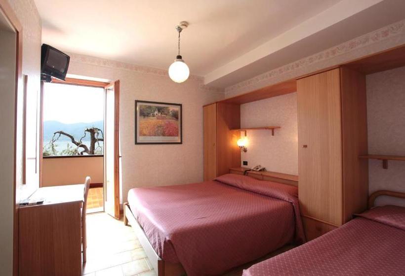 בית מלון כפרי La Fraderiana