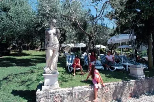 ホテル La Fraderiana