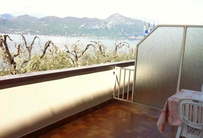 ホテル La Fraderiana