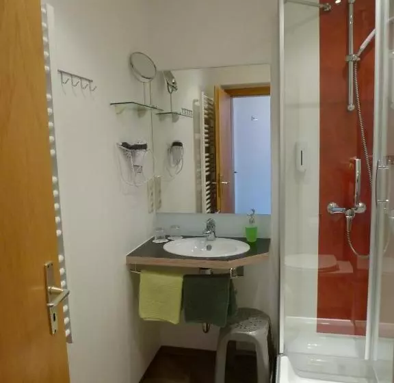 Hotel Gasthof Zum Bartl