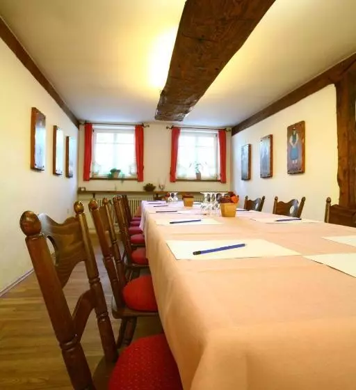 酒店 Hofgut Himmelreich