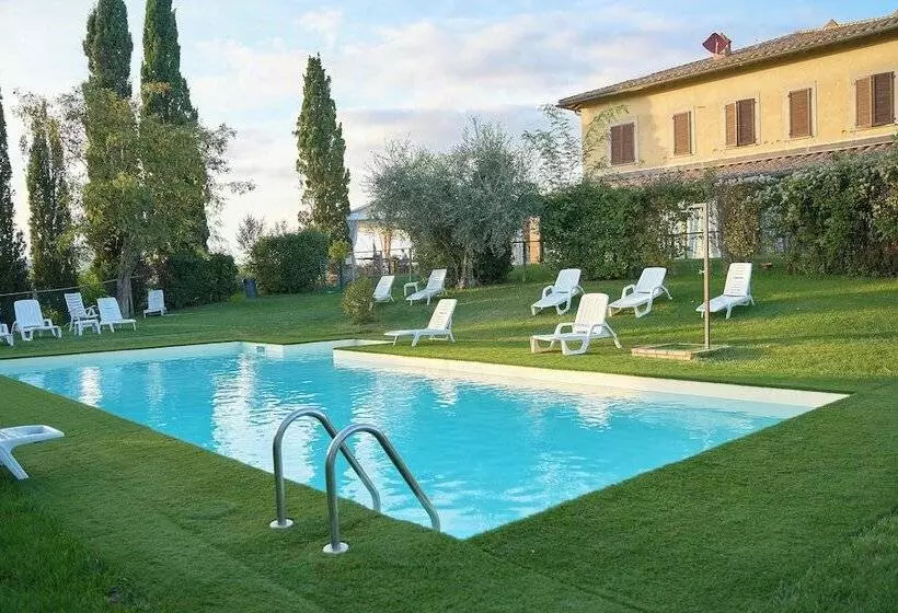 ホテル Il Poggio Agriturismo & Resort