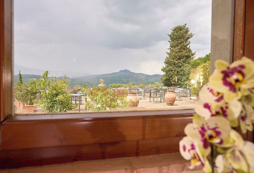 فندق Il Poggio Agriturismo & Resort