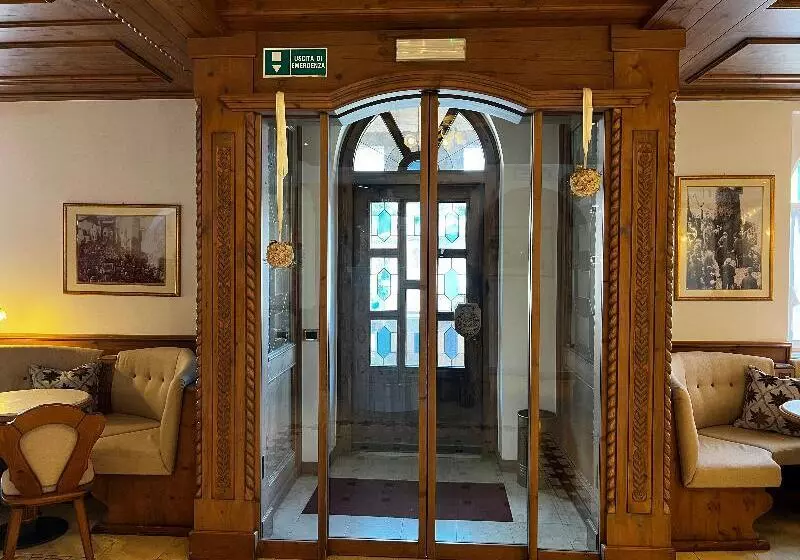 Отель Kaiserkrone Charming Retreat