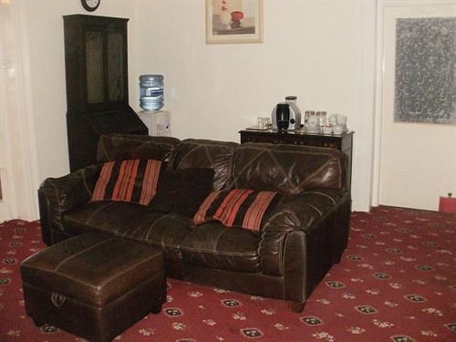 فندق The Westfield