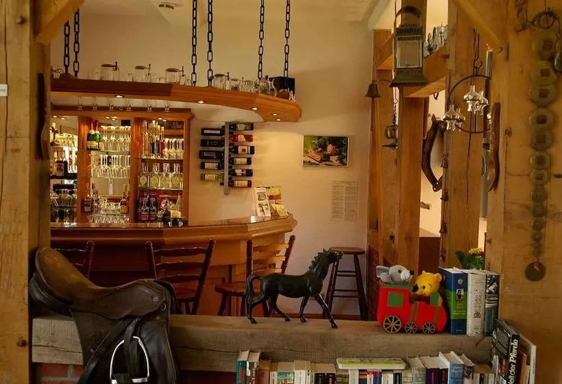 ホテル Traumzeithof