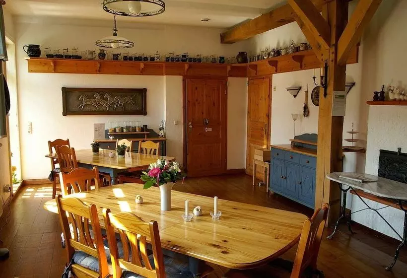 ホテル Traumzeithof