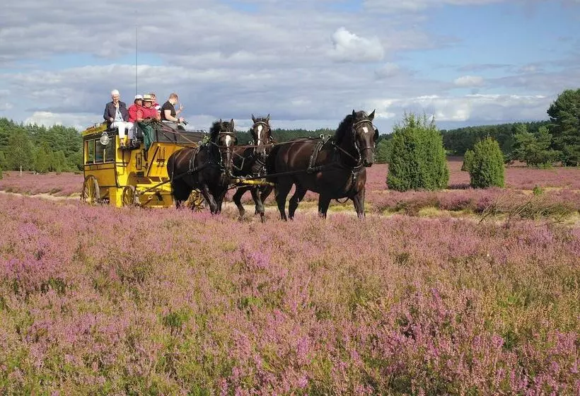 ホテル Traumzeithof