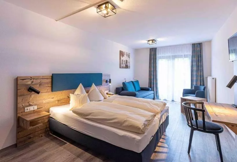 Отель Unterwirt