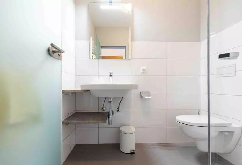 Отель Unterwirt