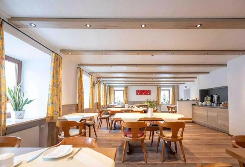 Отель Unterwirt