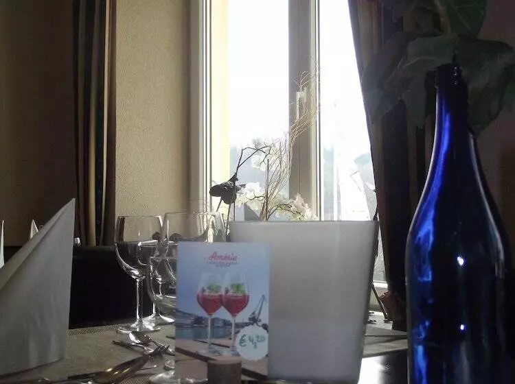 Отель Zum Weissen Lamm